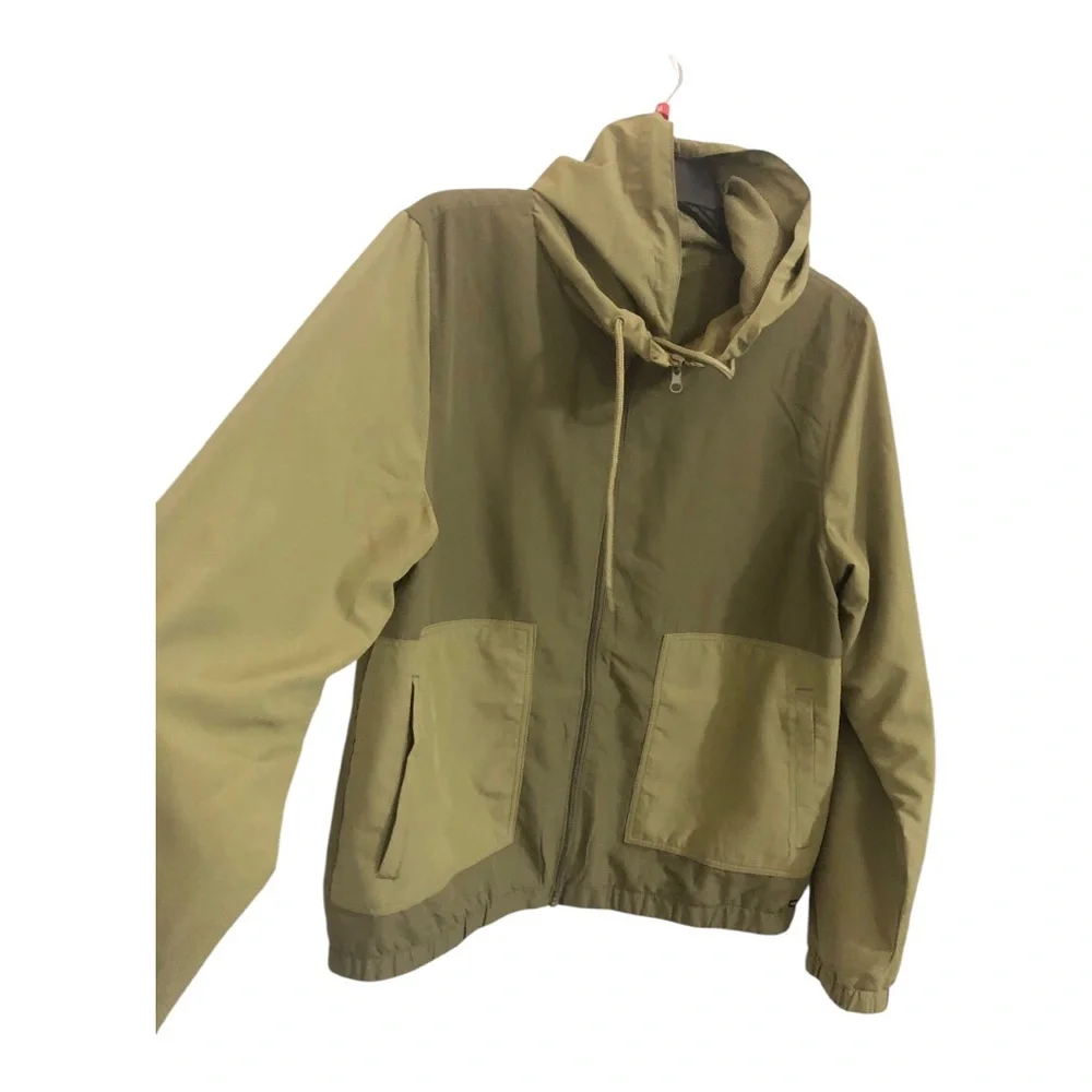 Volcom olive moss green in a breeze hooded windbreaker‎ size large new